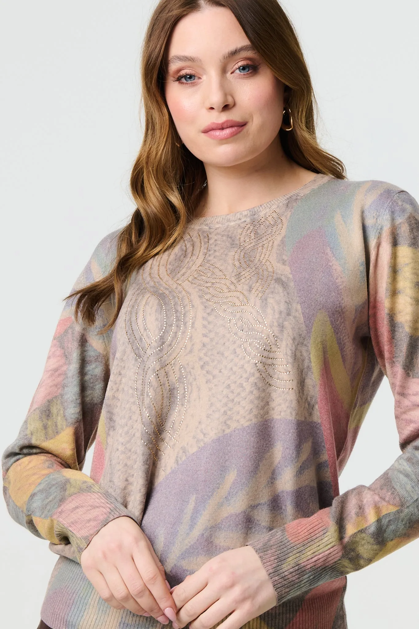 Abstract Long Sleeve Round Neck Knit Top