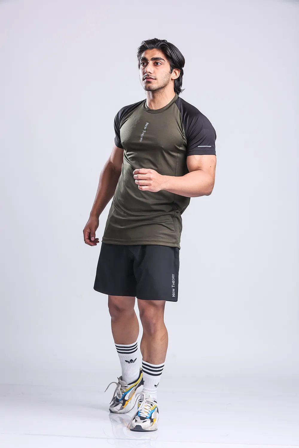 Active Two-tone T-shirt- Olive/Black