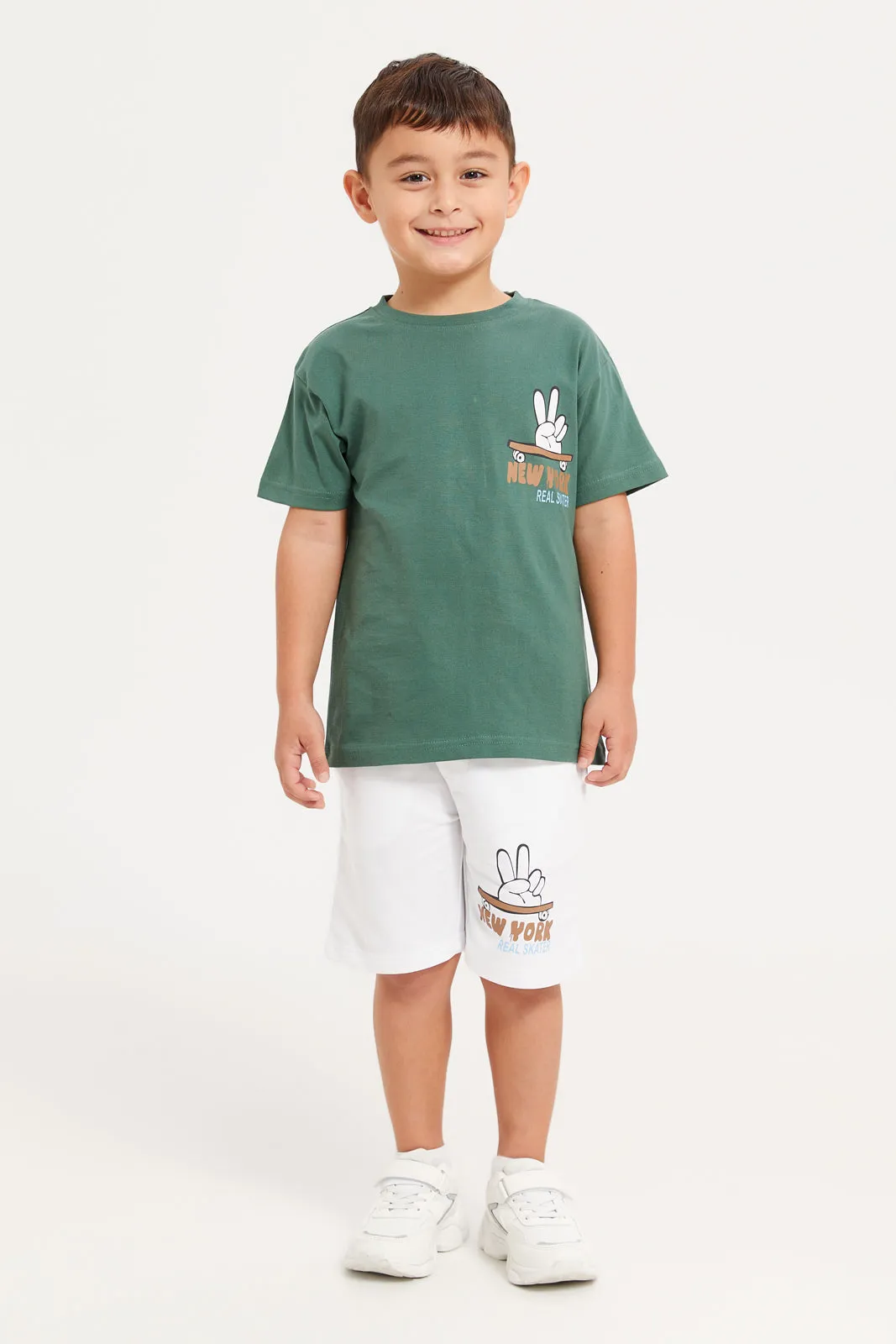 Boys Green And White Printed Pyjama Set (2 Piece)