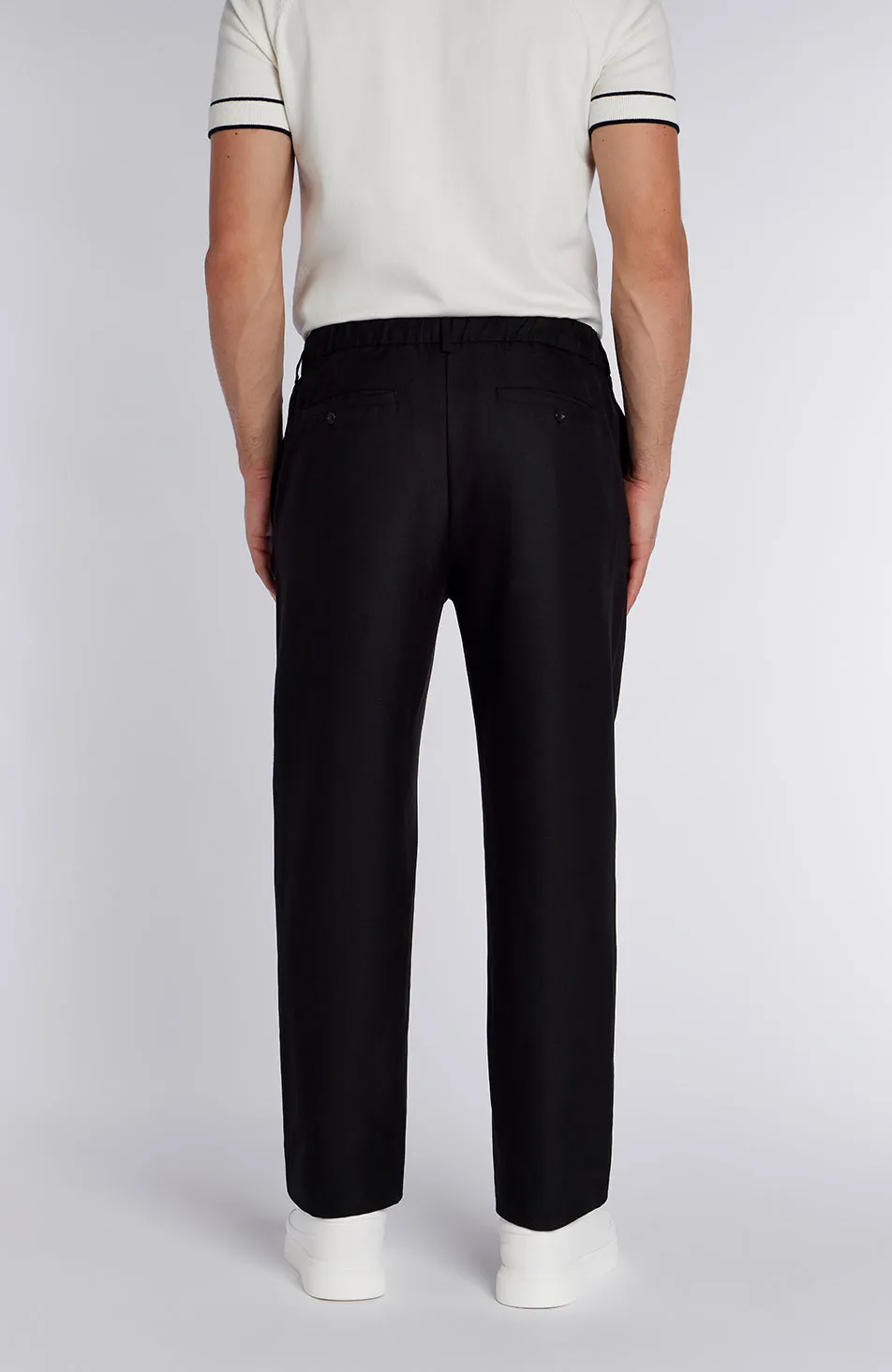 Deveron Straight Leg Pants in Black