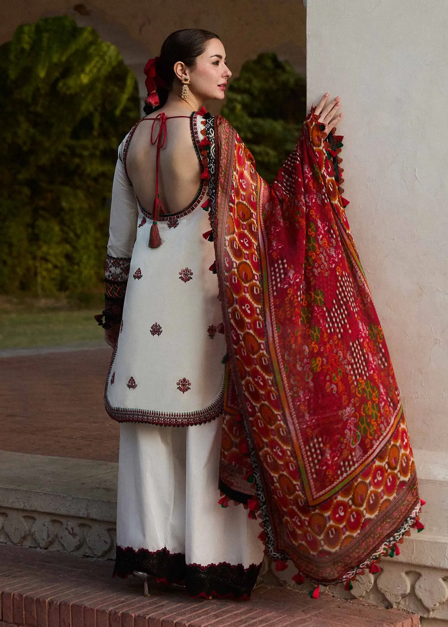 Hussain Rehar Spring/Summer Luxury Lawn – Fawn