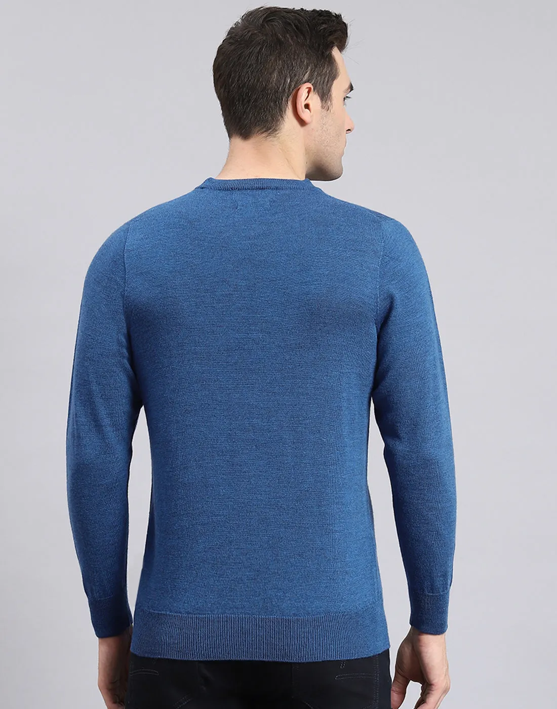 Men Blue Solid Round Neck Full Sleeve Sweater