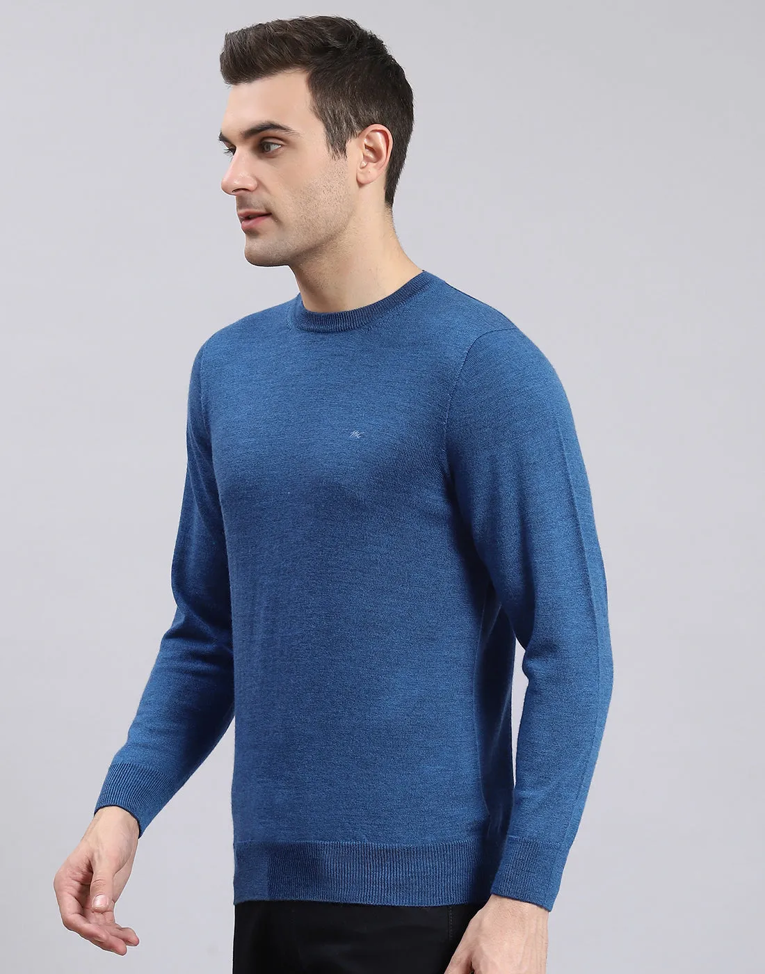 Men Blue Solid Round Neck Full Sleeve Sweater