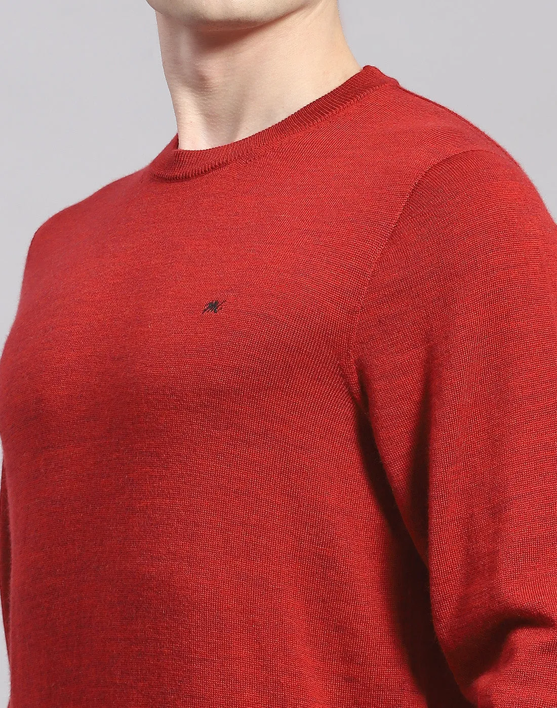 Men Maroon Solid Round Neck Full Sleeve Pullover