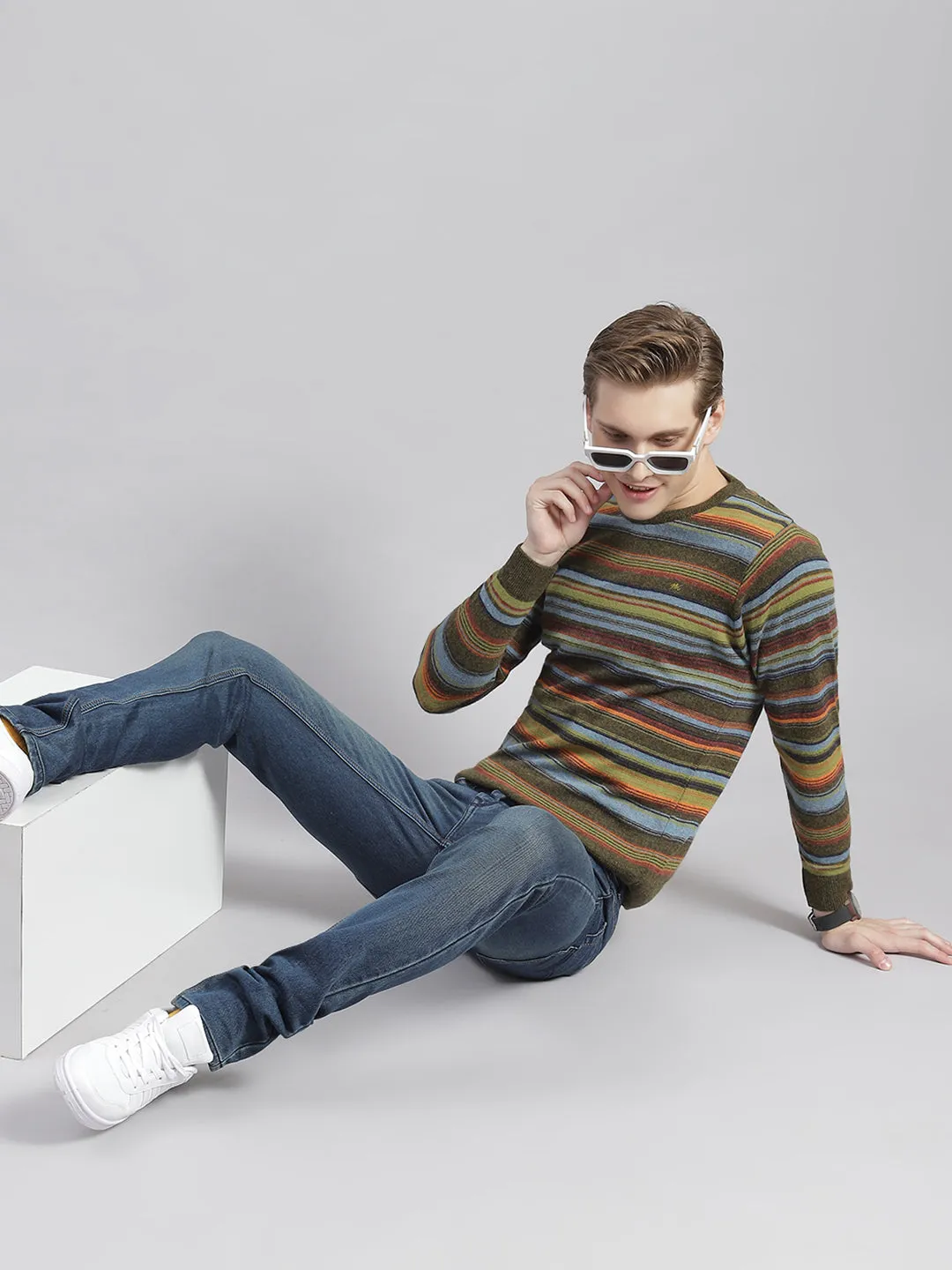 Men Olive Stripe Round Neck Full Sleeve Sweaters/Pullovers