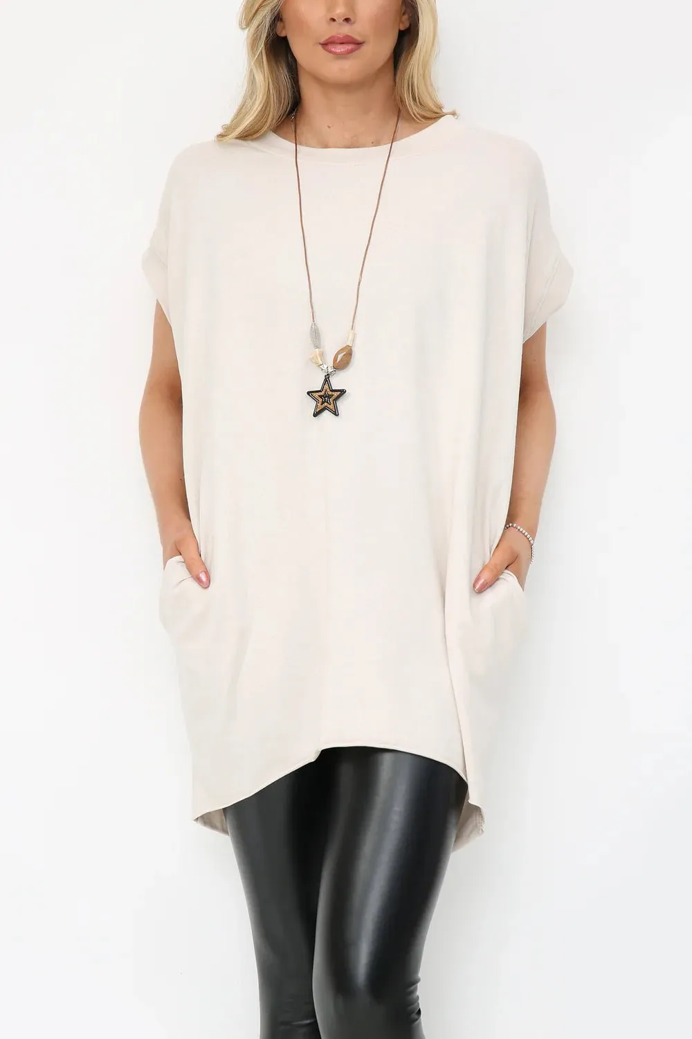 Milla Oversized T-Shirt with Necklace