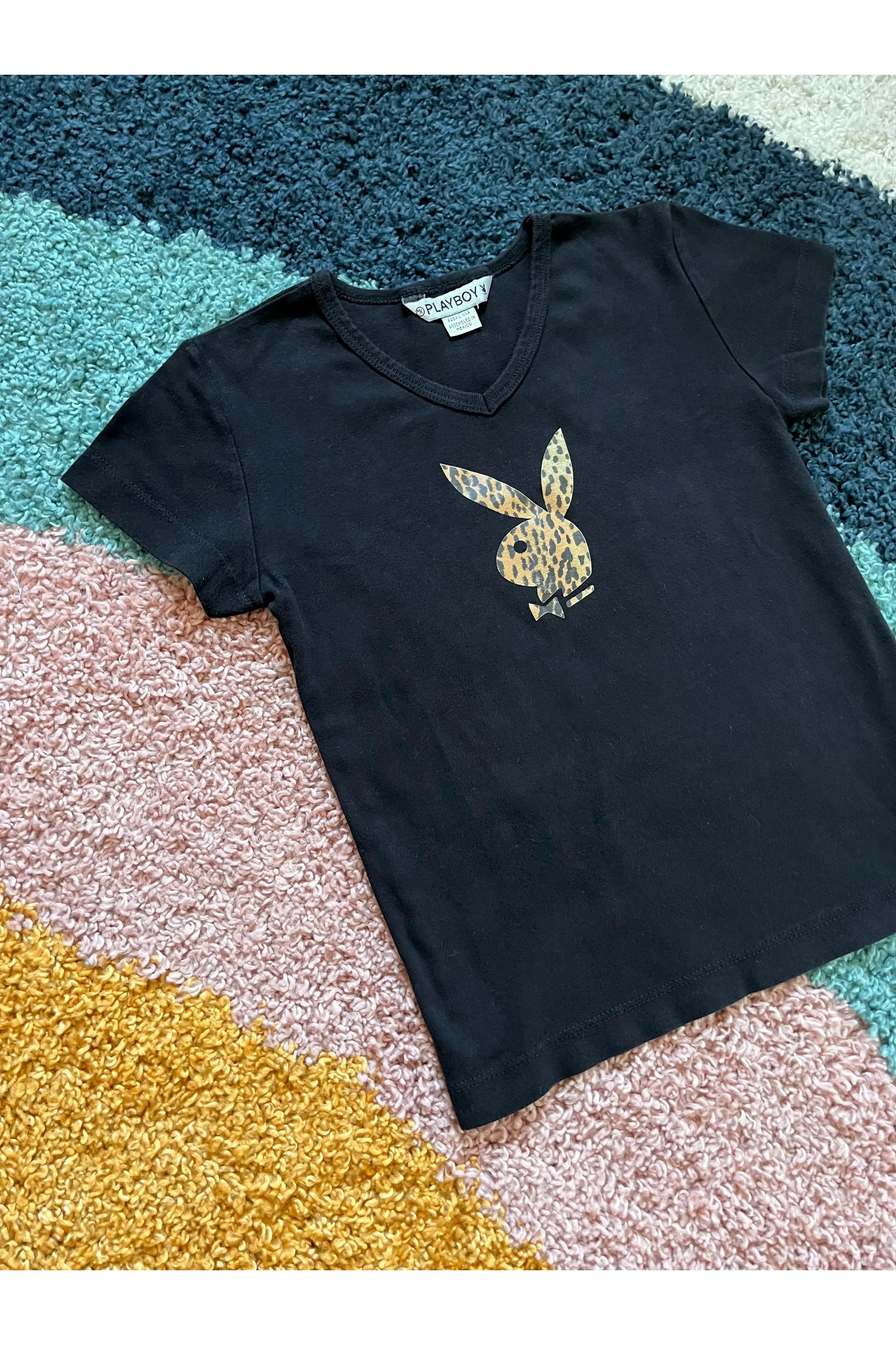 Vintage 90s/Y2K Leopard Print Playboy Bunny Tee